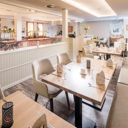 Hotel Landgasthof Alte Post 4*